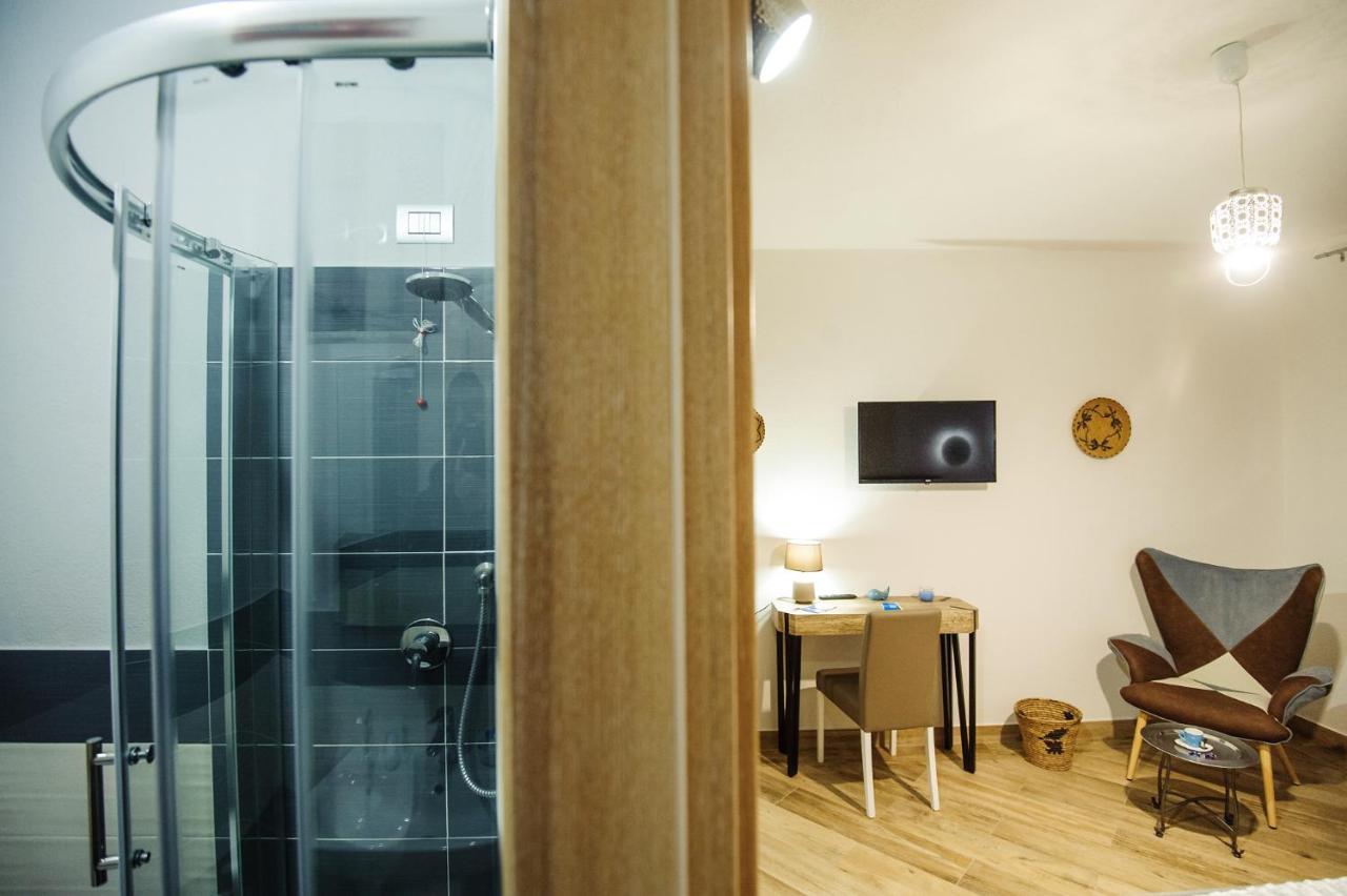 Ricocco Bed & Breakfast กัสเตลซาร์โด ภายนอก รูปภาพ