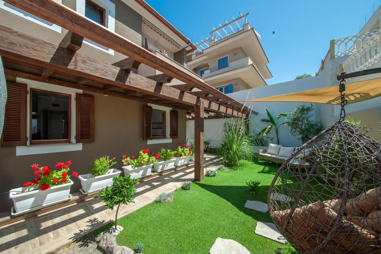 Ricocco Bed & Breakfast กัสเตลซาร์โด ภายนอก รูปภาพ